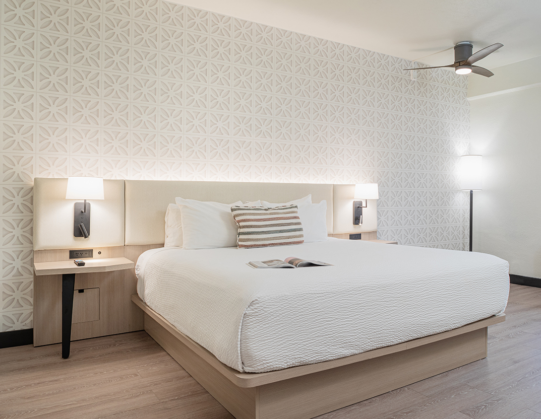Palm Mountain Resort room