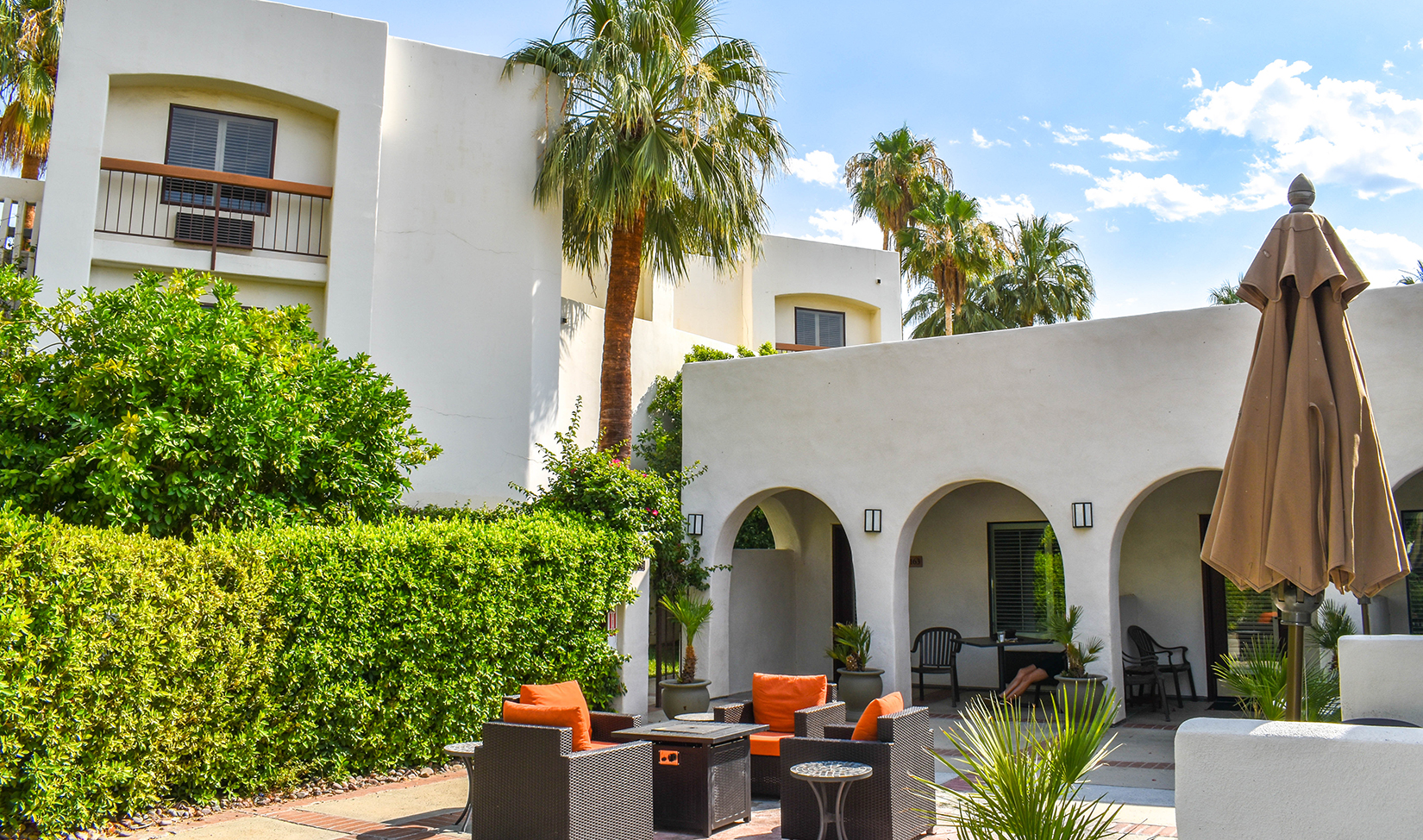 Palm Mountain courtyard