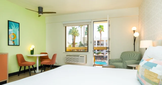Feeling the heat? Stay cool inside and take in the beauty of Palm Springs from your room ✨