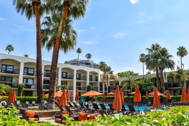 Vacation mode looks good on you. Spend the day poolside under the Palm Springs sun. 😎